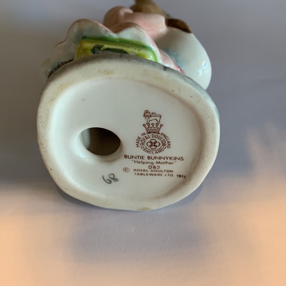 Buntie Bunnykins Figurine by Royal Doulton - Picture 6 of 6